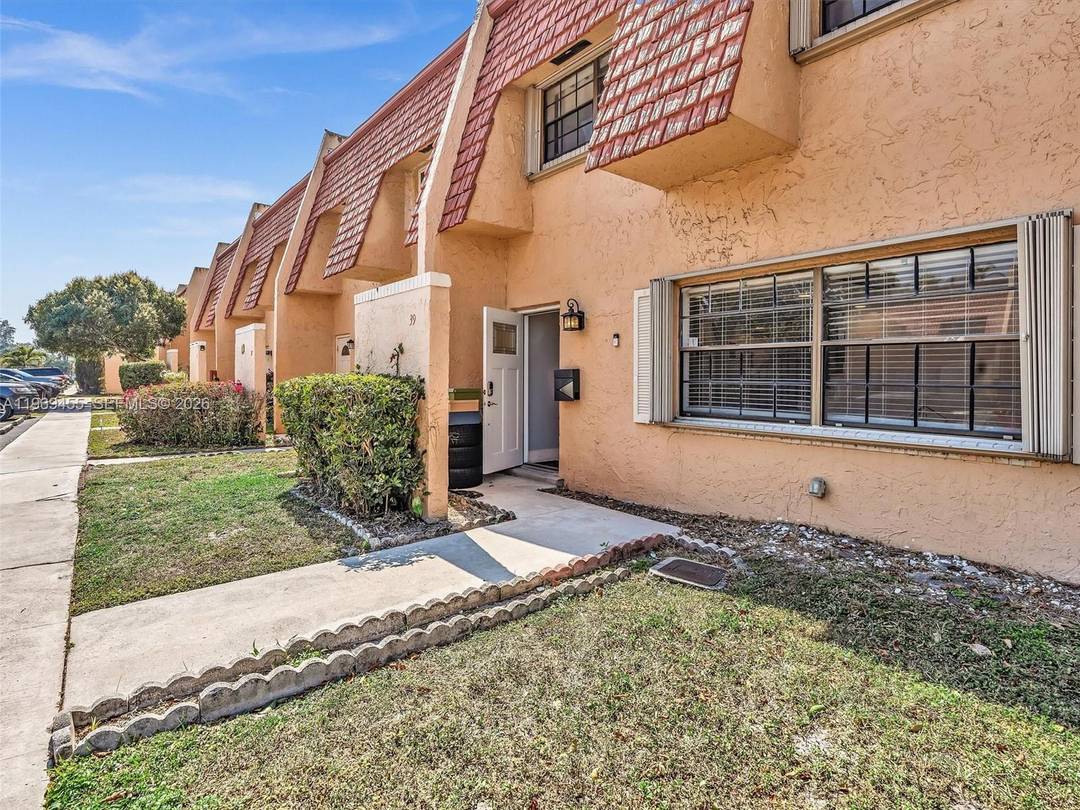 Fully renovated and gently lived in, this move in ready residence has been occupied for less than two months, as the seller s travels and upcoming relocation abroad create a ...