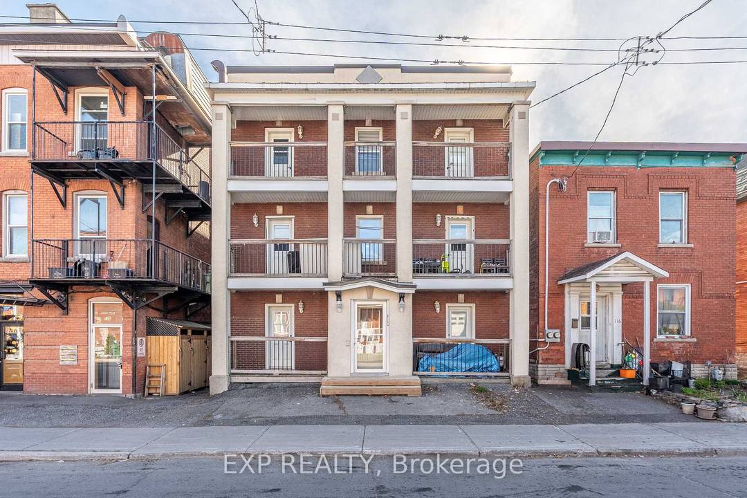 118 Rochester Street presents an excellent opportunity to acquire a well maintained purpose built sixplex in the heart of Ottawa's sought after West Centretown Chinatown neighbourhood.