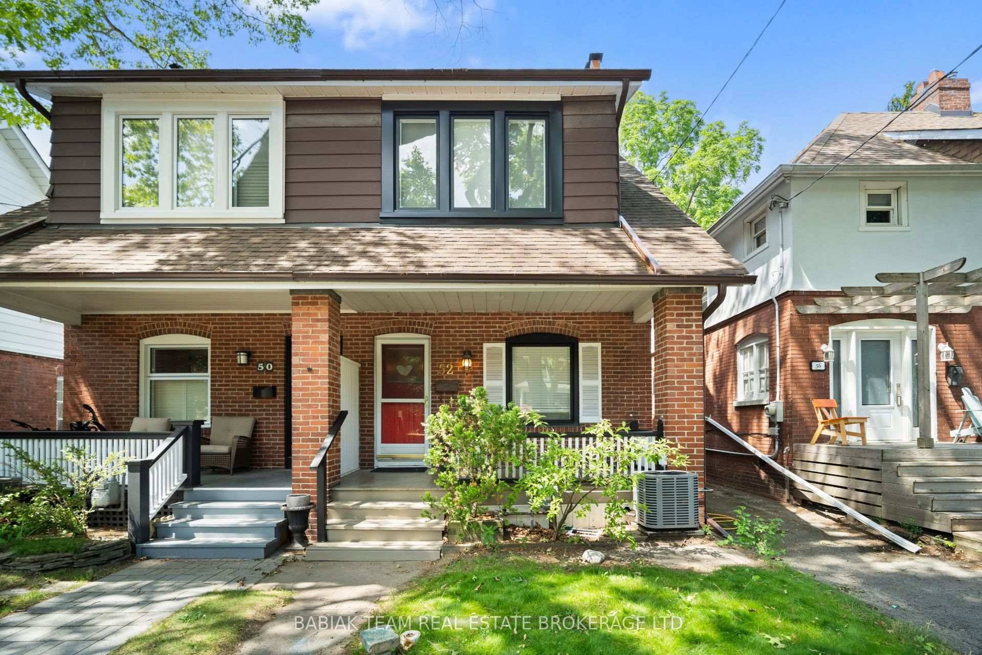 Lovely updated 3 1 bedroom family home in the Runnymede P.