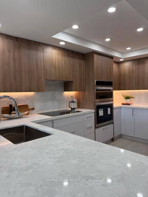 An exceptional and luxurious renovated apartment in a Tridel built high rise.