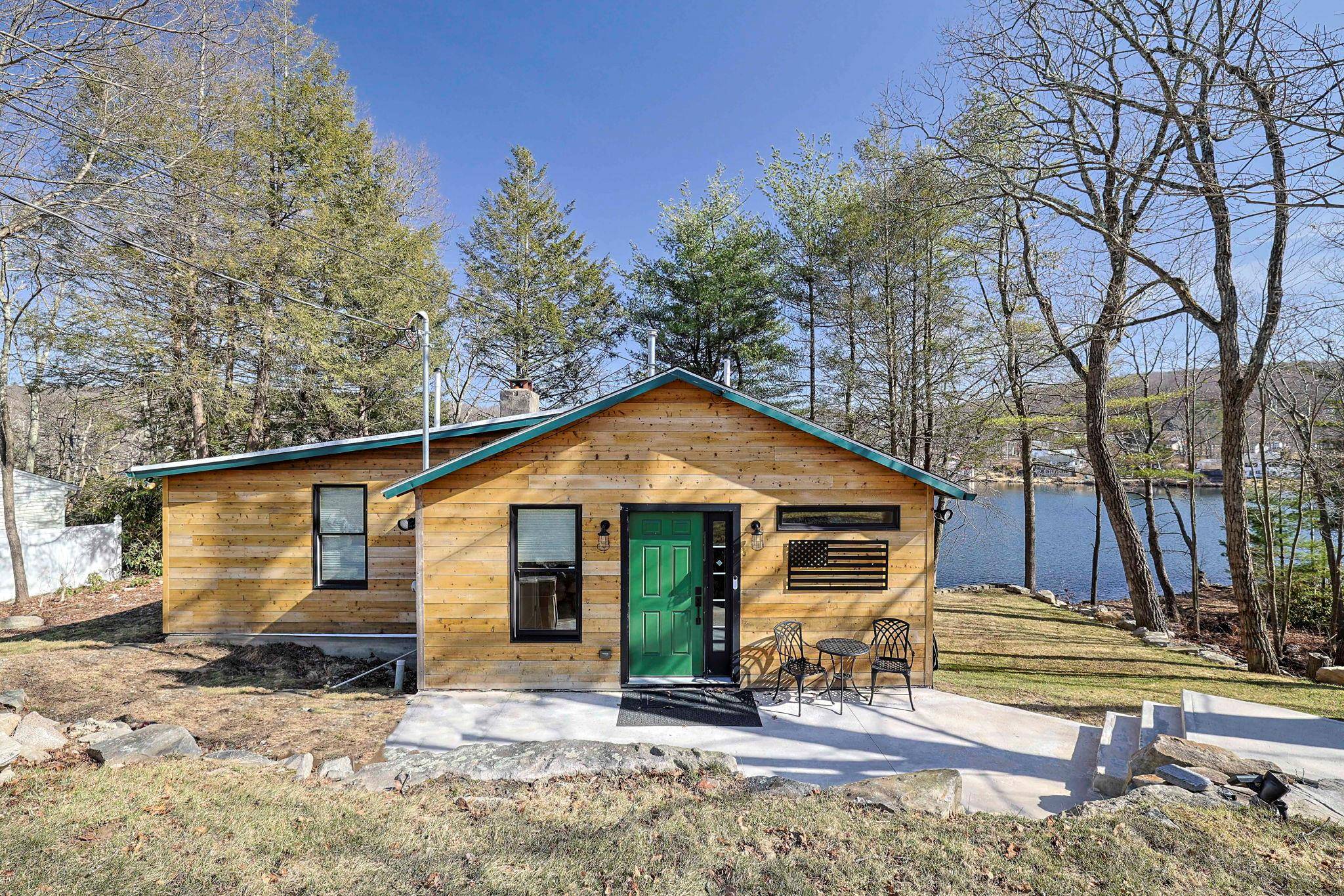 Experience tranquil lake views from your living room.