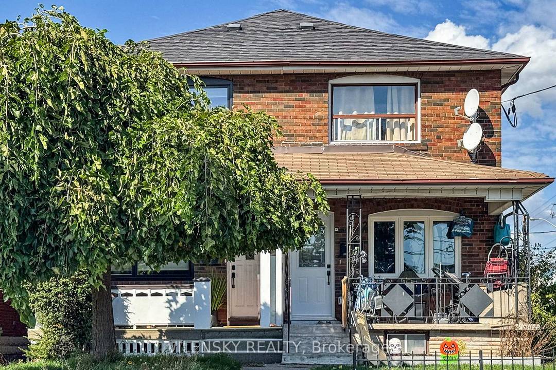 SHORT TERM LEASE from 4 up to 12 Months Absolutely UNIQUE and FULLY FURNISHED property offering everything you need for a comfortable stay from cookware and utensils to bedding and ...