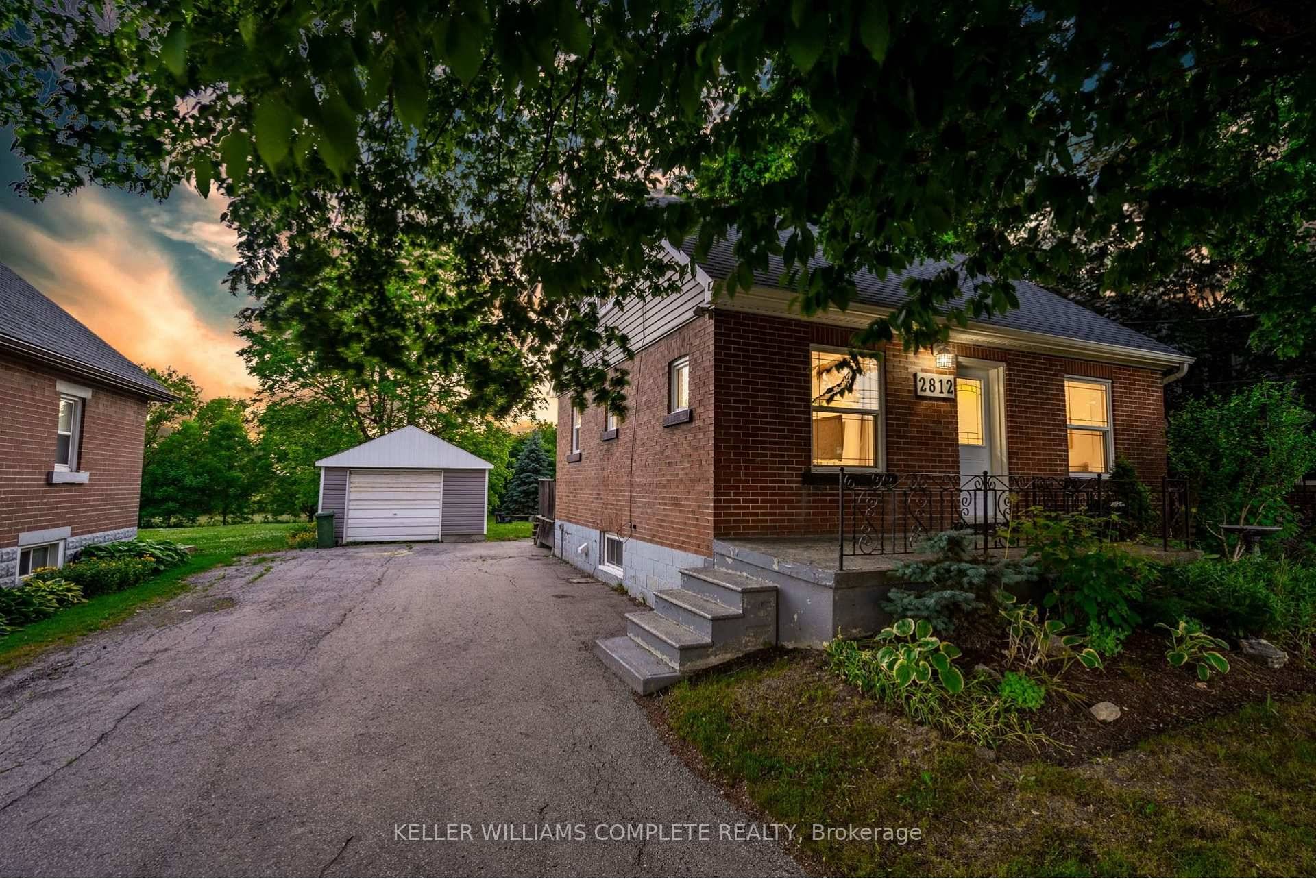 Welcome to 2812 Upper James Street, Mount Hope an extensively renovated gem just outside the city !