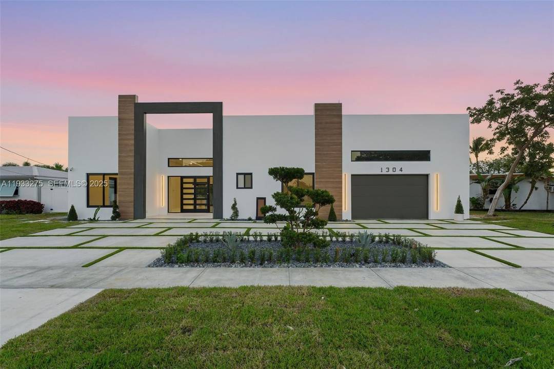 Welcome to SEABREEZE, a boutique waterfront masterpiece offering refined coastal living with direct ocean access.