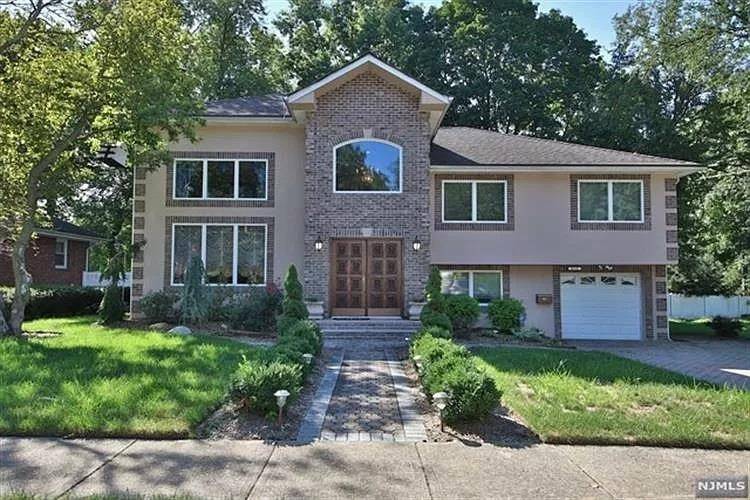 40-02 MONROE ST New Jersey