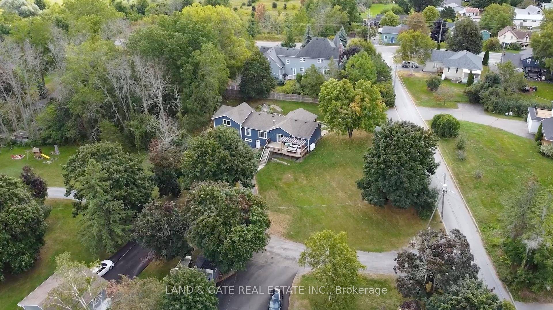 Paradise in the County ! Welcome to you dream home !