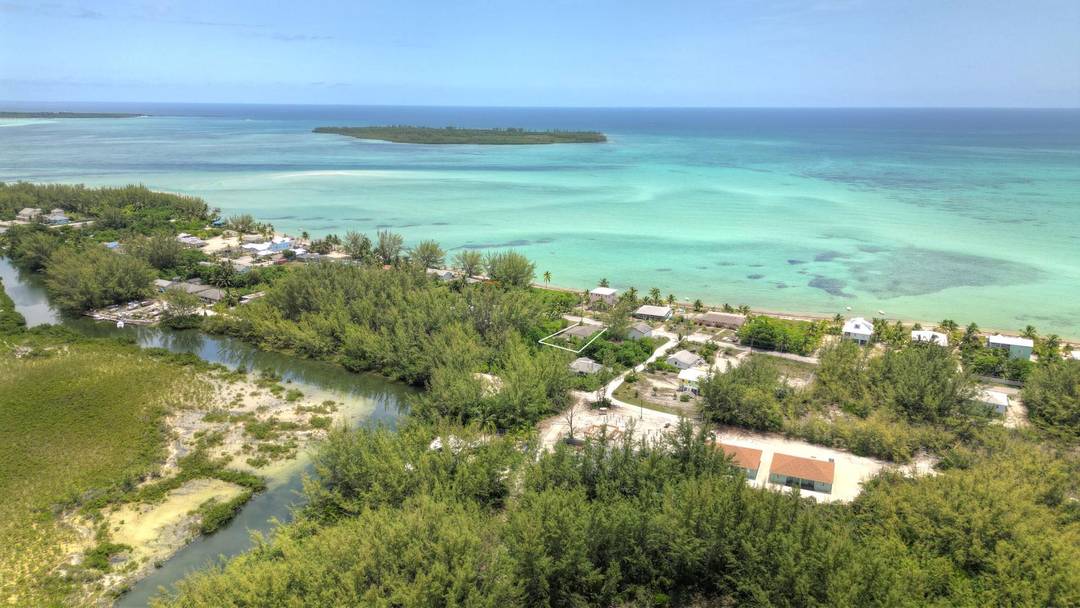 CASUARINA POINT COTTAGE Single Family Home Abaco