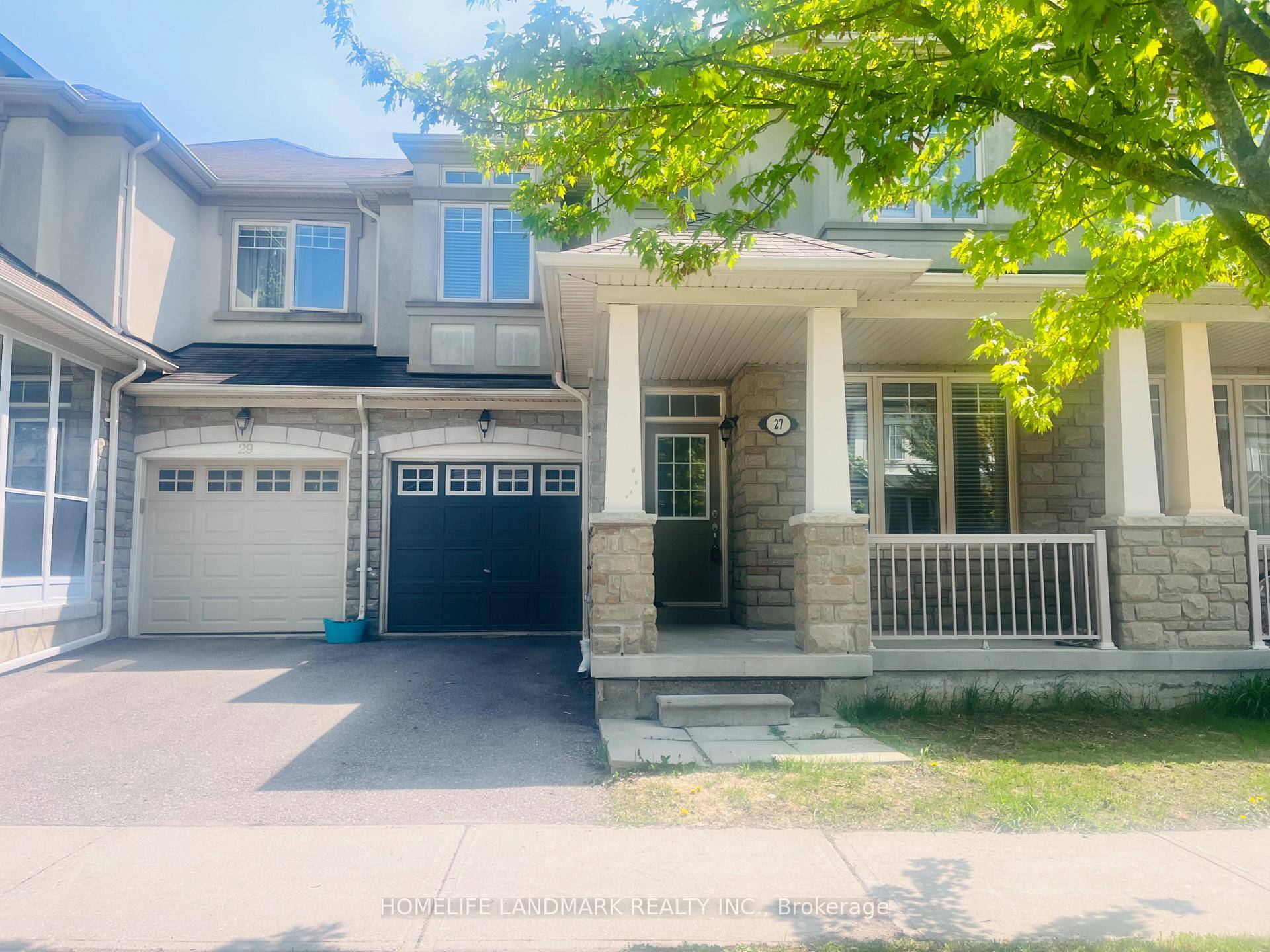 Bright amp ; Spacious Freehold Townhouse In Prestigious Jefferson Neighbourhood.
