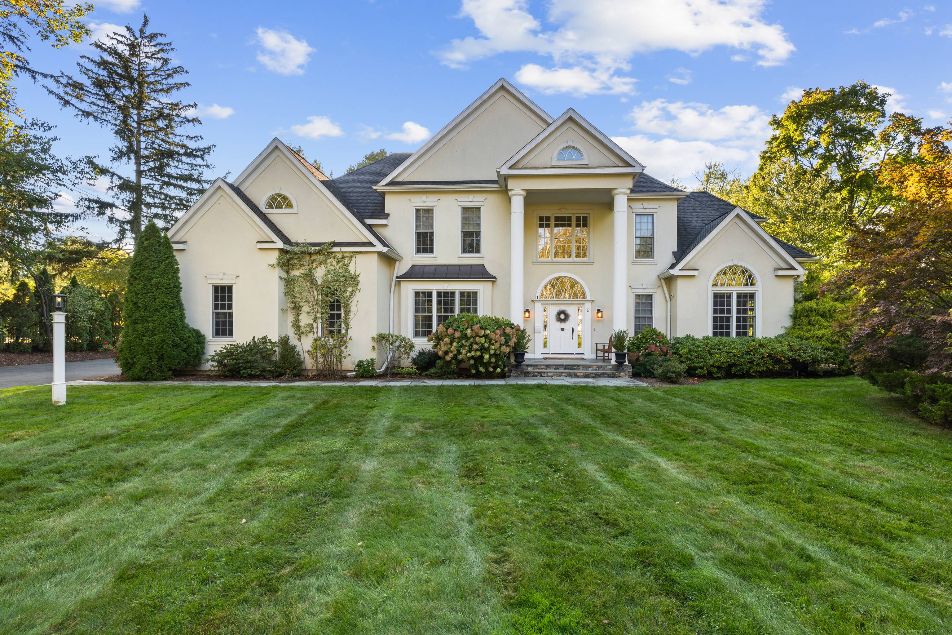 Welcome to 5 Northmoor Road, a meticulously maintained 19 year old home that has been cared for with exceptional attention to detail inside and out.