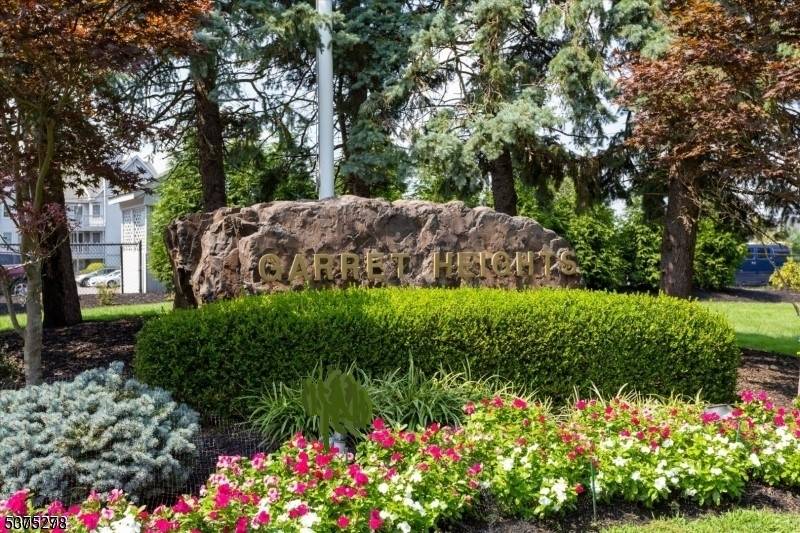 Multi level Lancaster Model conveniently situated at the border of Woodland Park and Paterson.