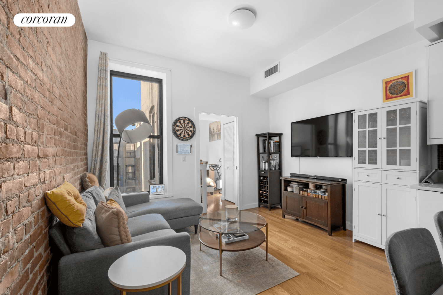 Welcome to Apartment 4L at 922 Prospect Place a beautifully renovated 3 bedroom, 2 bathroom home located on the top floor of a charming 4 story building in the heart ...
