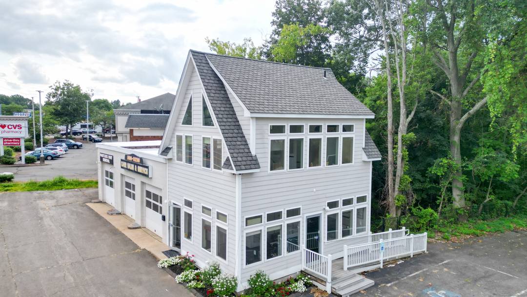 Fantastic opportunity to own and operate an established auto repair shop on 1.