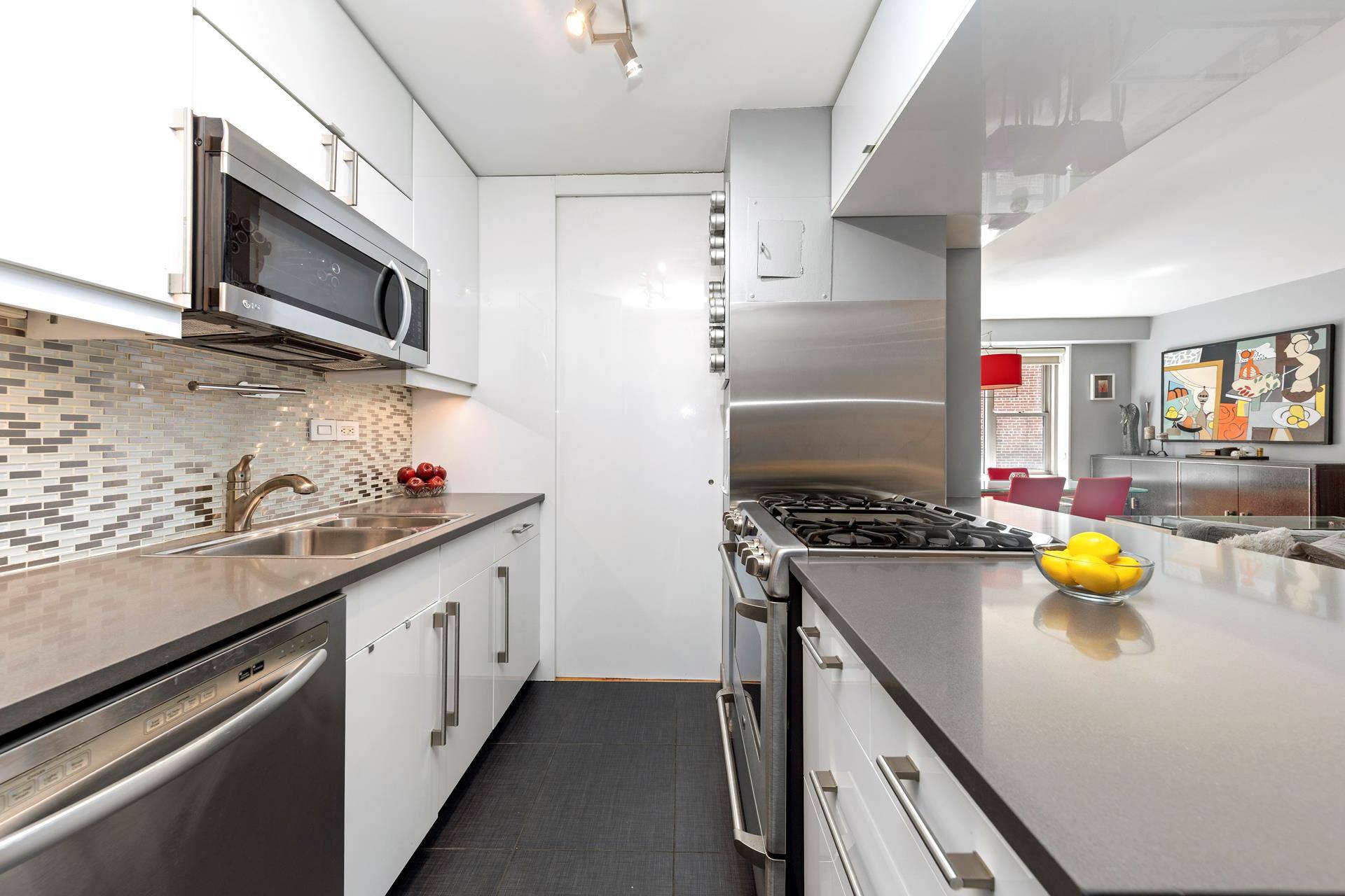 SPRAWLING RENOVATED 3 BEDROOM, 2 BATH HOME HOME OFFICE WITH GREAT OPEN FLOORPLAN AT A TERRIFIC PRICE !
