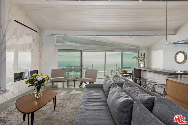 24748   Malibu RD Malibu LA