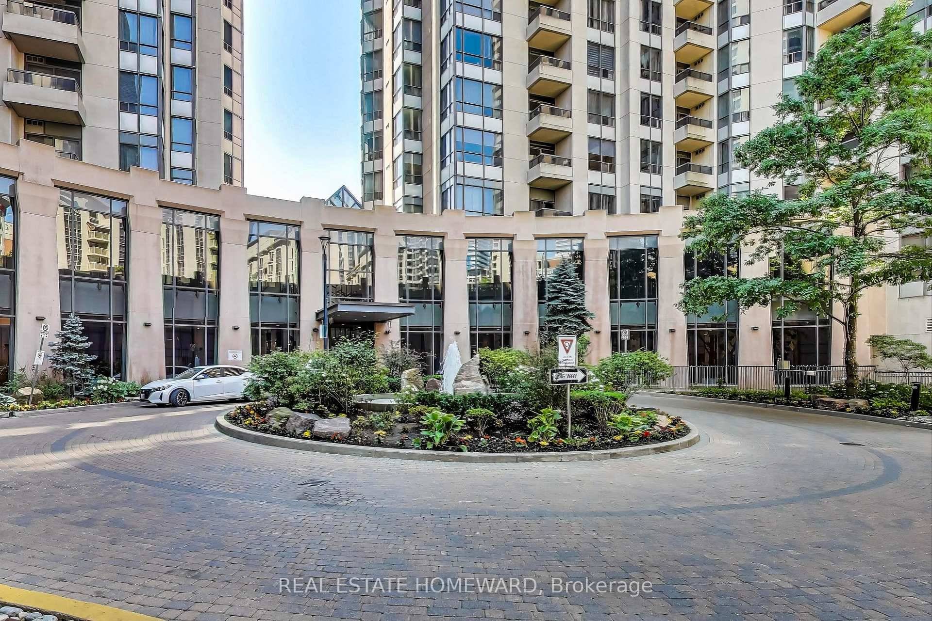 Modern Comfort Meets Prime Location 2 Bed, 2 Bath Condo Triomphe 1 by TRIDEL.