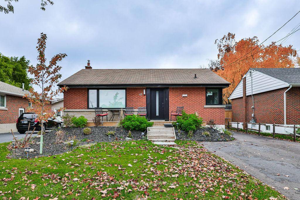 Gorgeous lower level apartment in sought after East Mountain neighbourhood with tasteful upgrades.