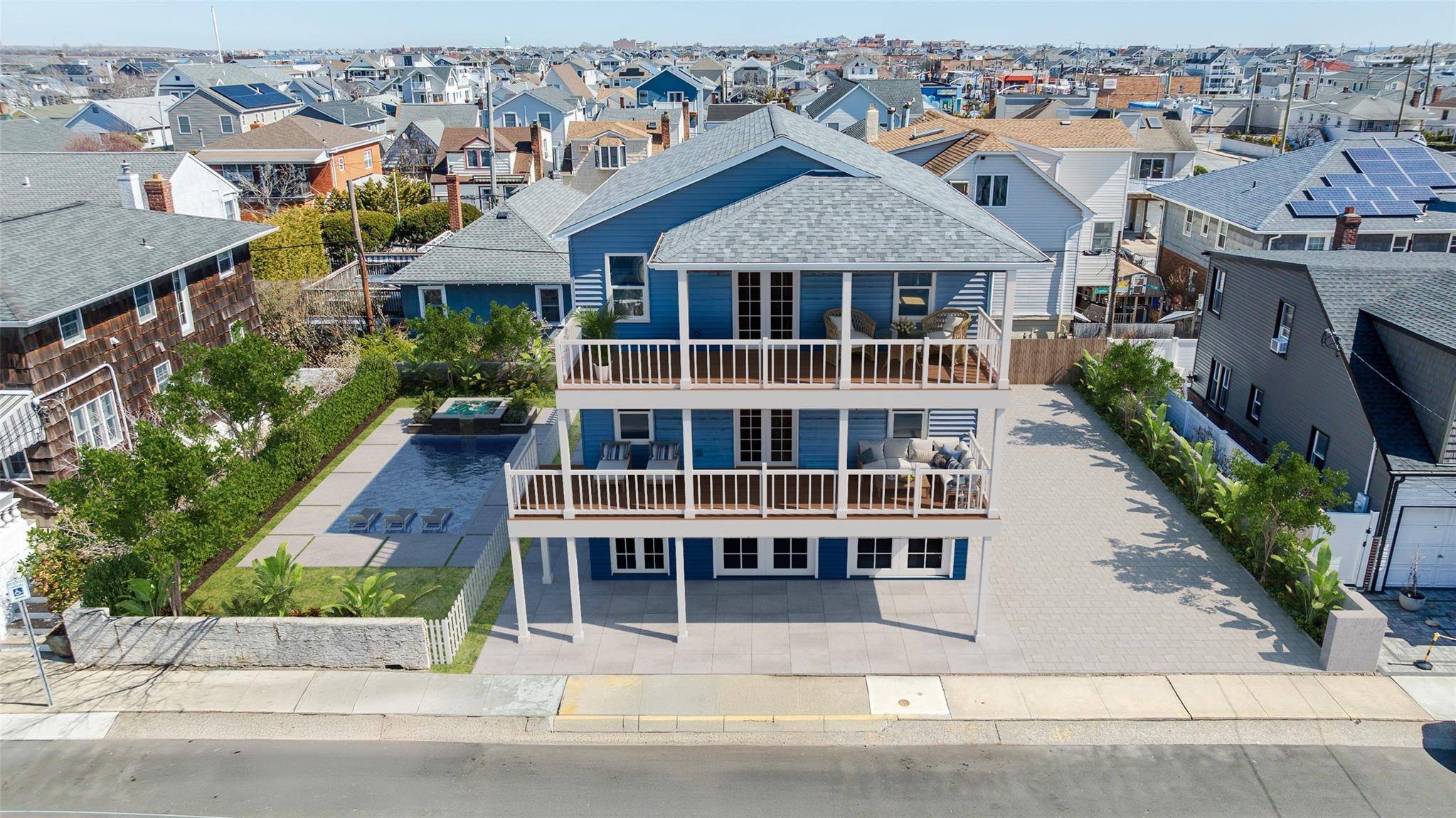 Rare New Construction Opportunity in East Atlantic Beach FEMA Compliant amp ; minutes from the Ocean !