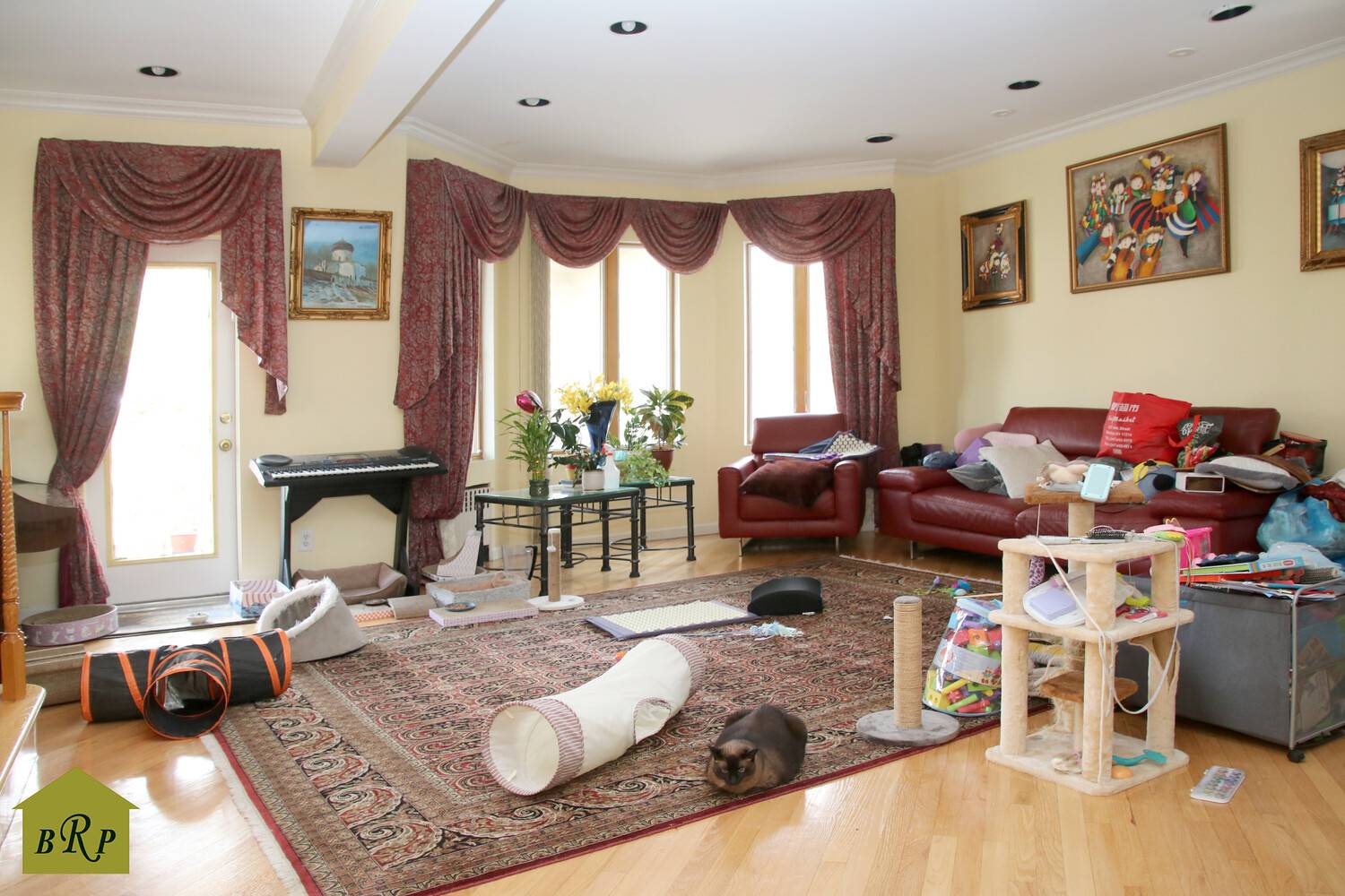 Prime Bensonhurst Fully Detached 1 can be Converted back to 3 family Opportunity !