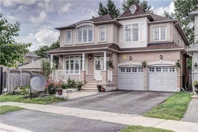 Elegant 5 Bedroom Detached Home in Prestigious Bayview MeadowsFeaturing a professionally finished basement approx.