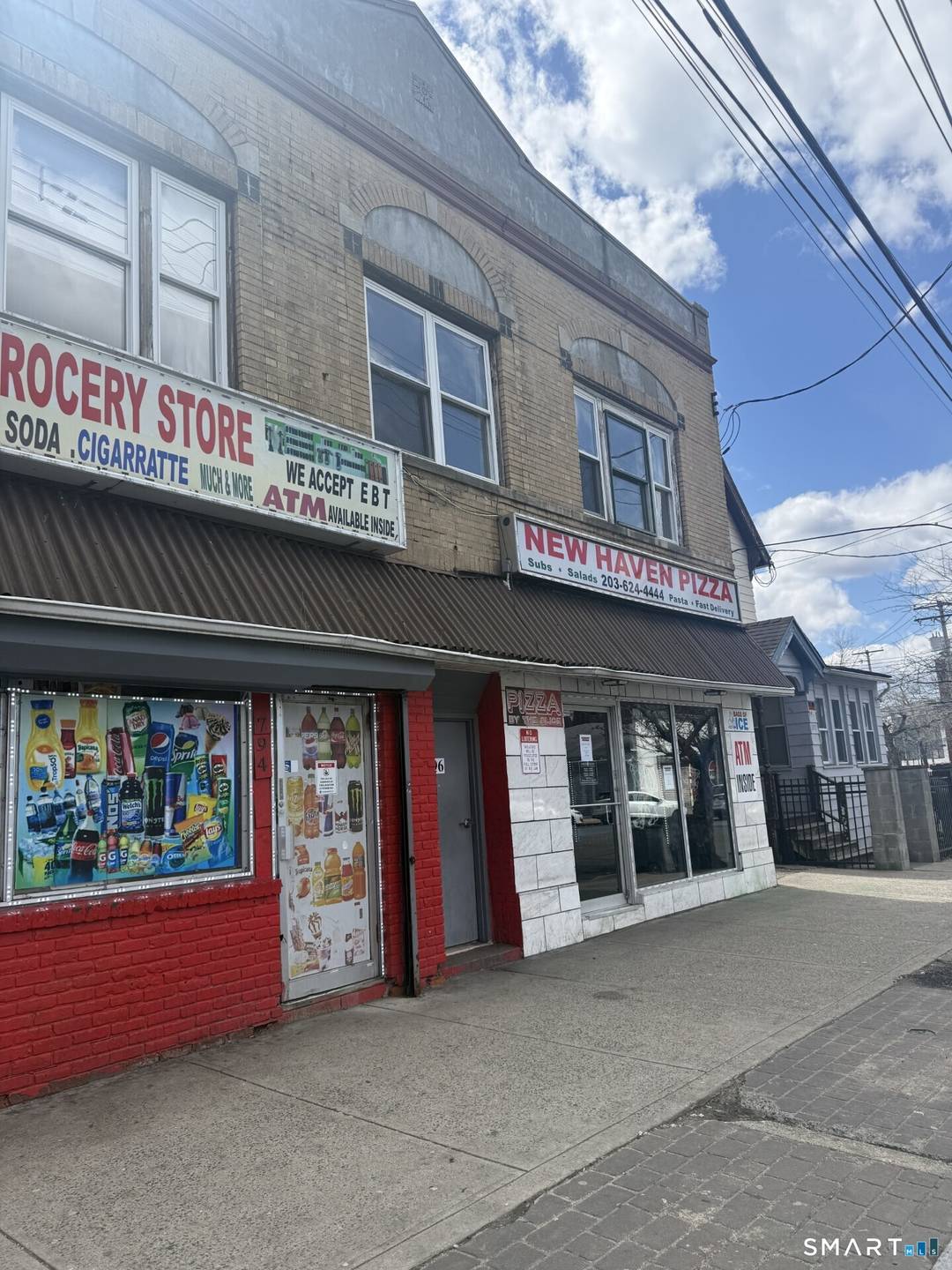 796 798 George Street presents a rare opportunity to own a well established mixed use property in the heart of New Haven.