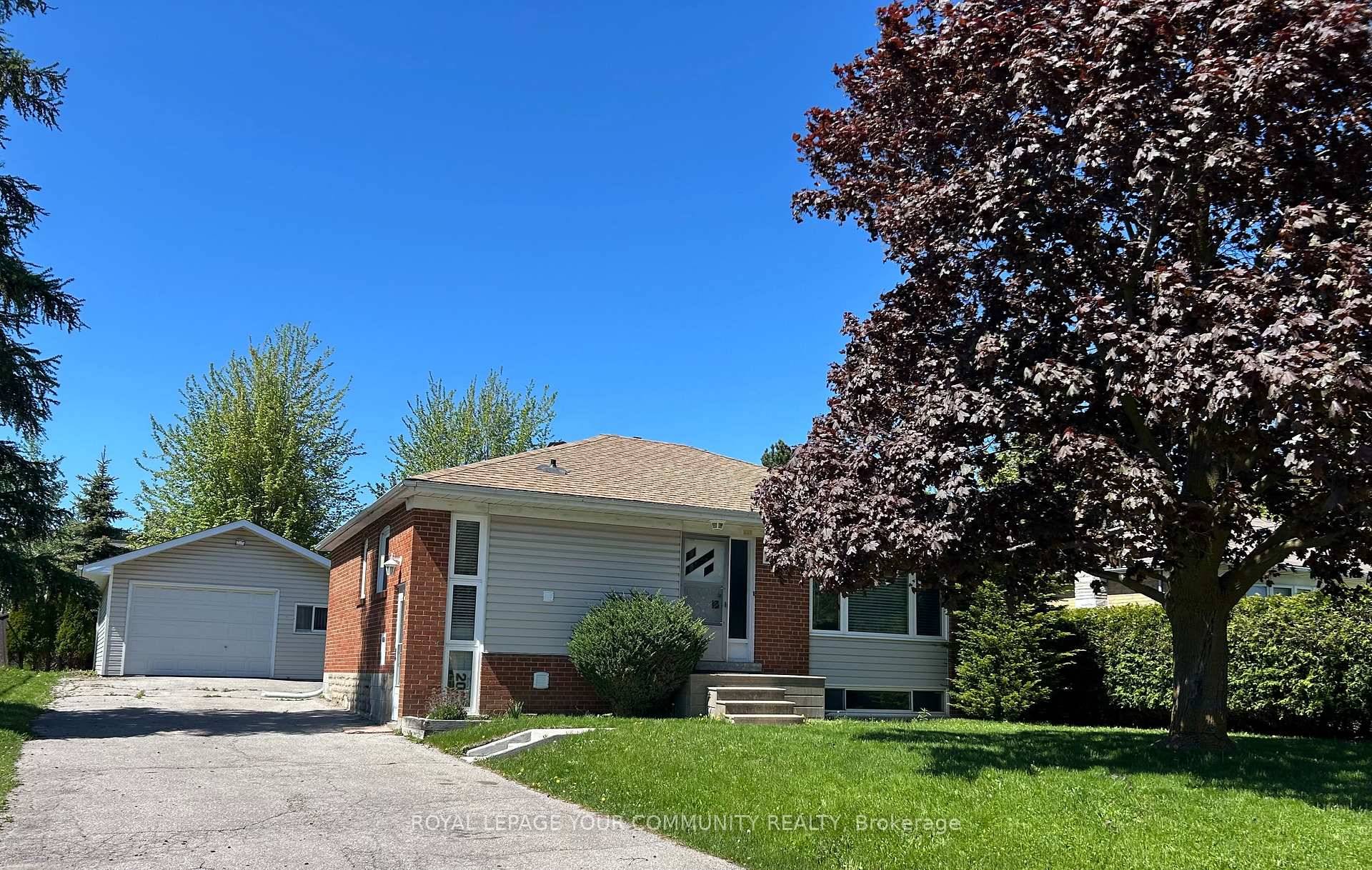 Power Of Sale. This detached, raised bungalow on a 60' x 156' lot features a 1029 sq ft main floor with 3 bedrooms, 1 bath, living room, eat in kitchen ...