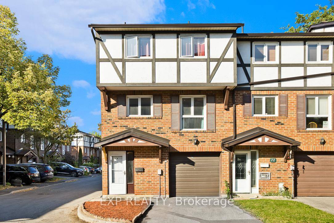 End Unit Townhome ! Welcome to Beautiful Spacious Stunning 4 1 Bedroom, 3 washroom, End Unit Townhome, move in ready.