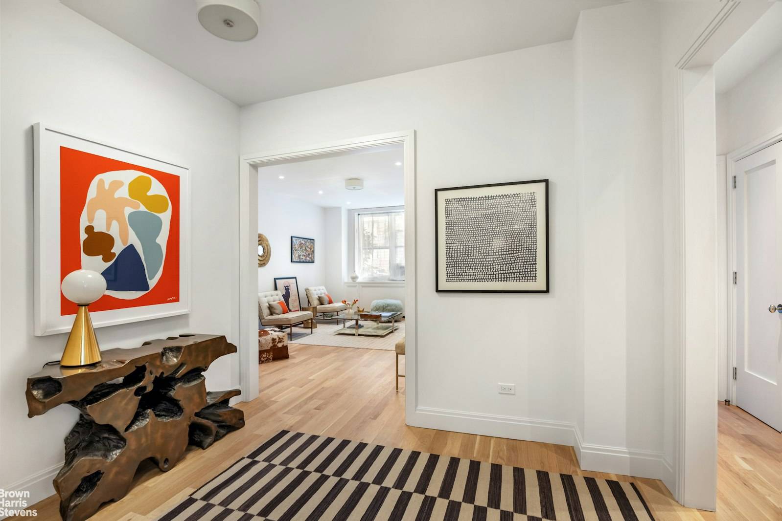 Elegant, Fully Renovated Sponsor Unit at 905 West End Avenue Residence GR1 is a sun filled, gut renovated three bedroom, two bathroom home in a distinguished prewar condominium offered by ...