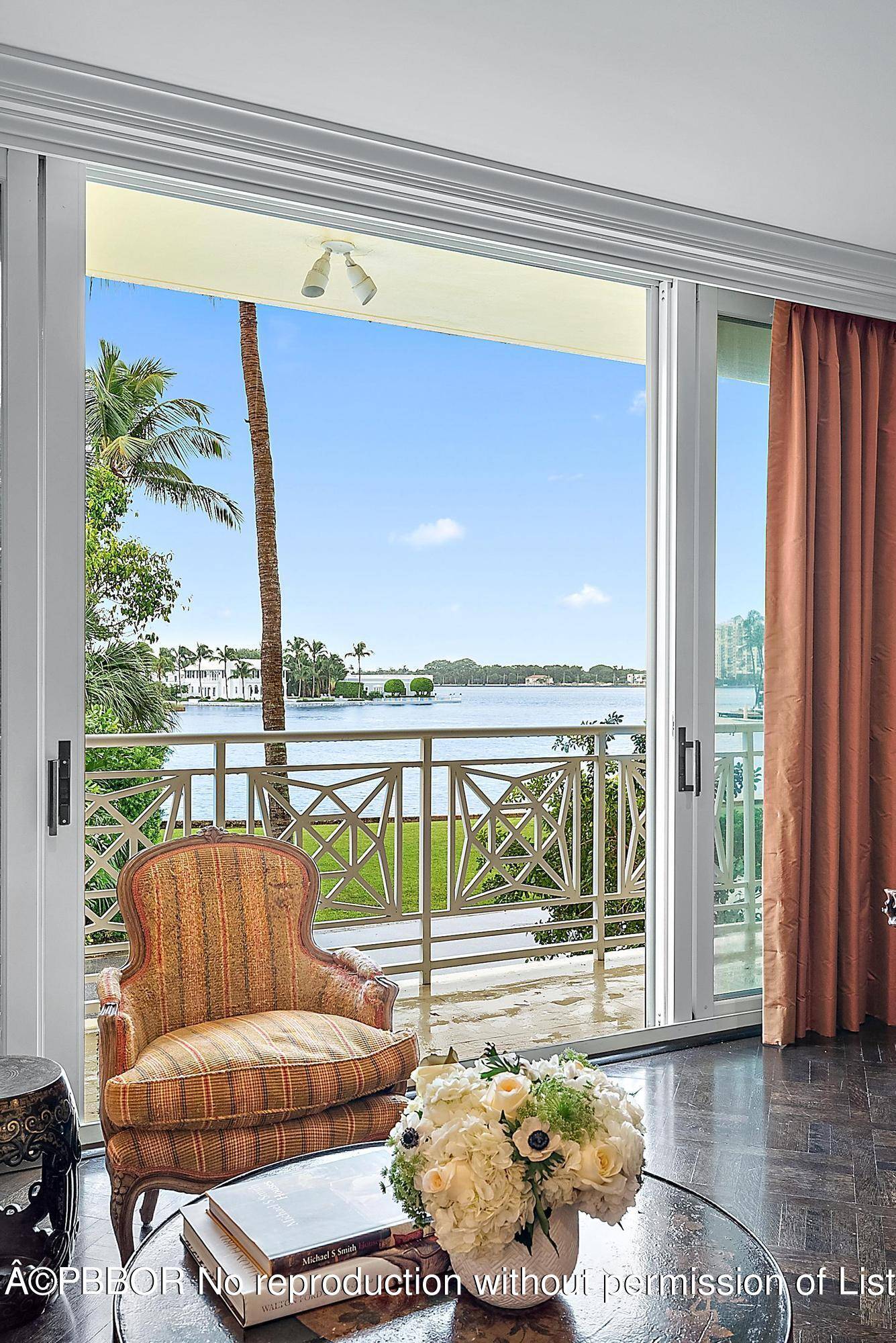 Spectacular Worth Avenue location.