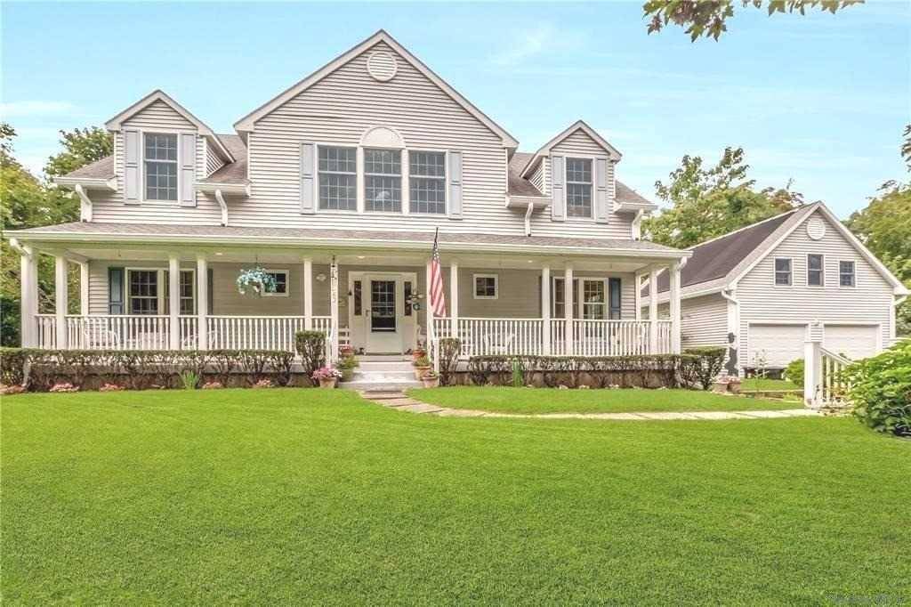 Come Enjoy the Summer Season at this Incredibly Spacious and Comfortable Home.