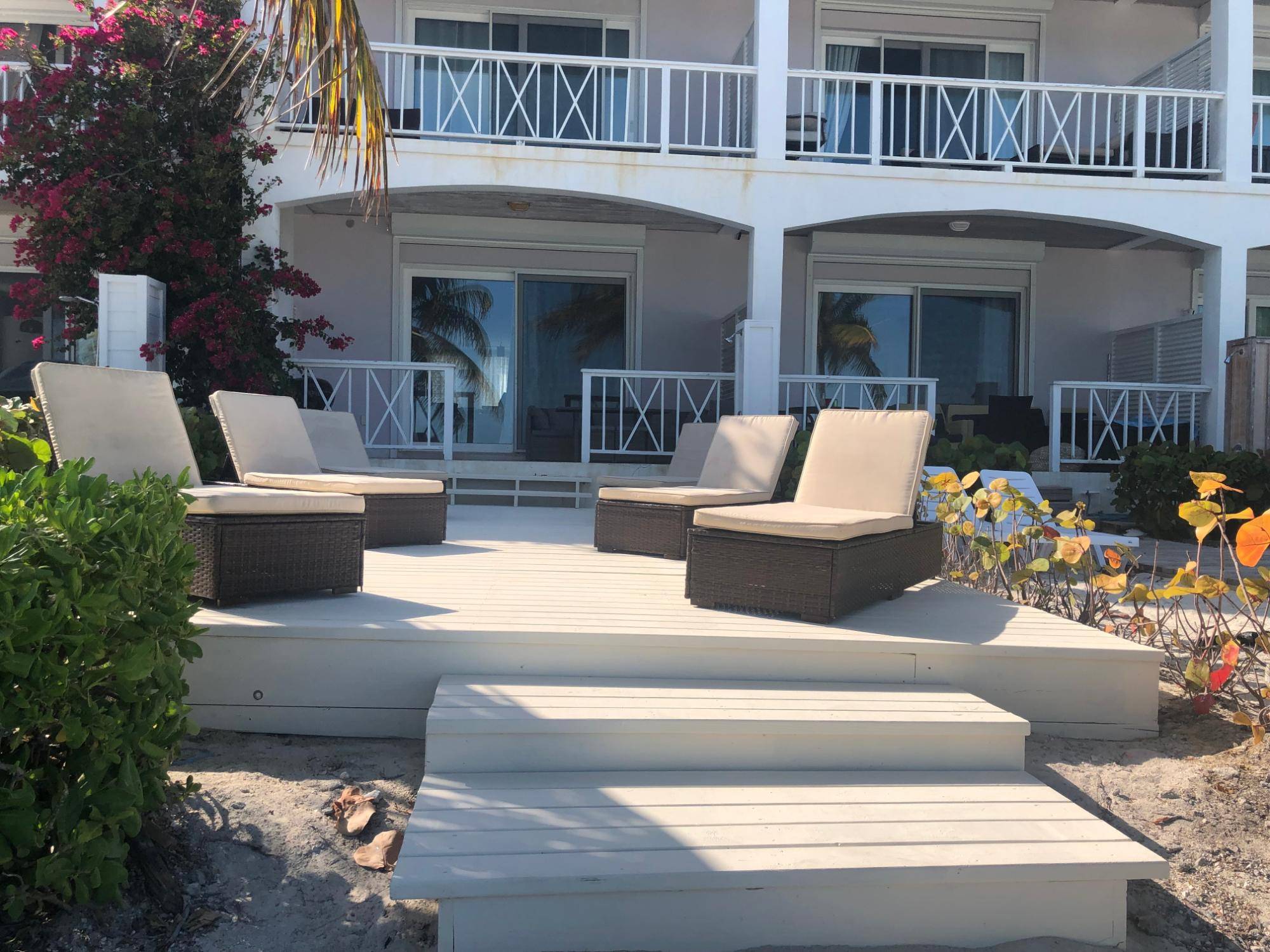STARFISH ISLE Condo New-Providence