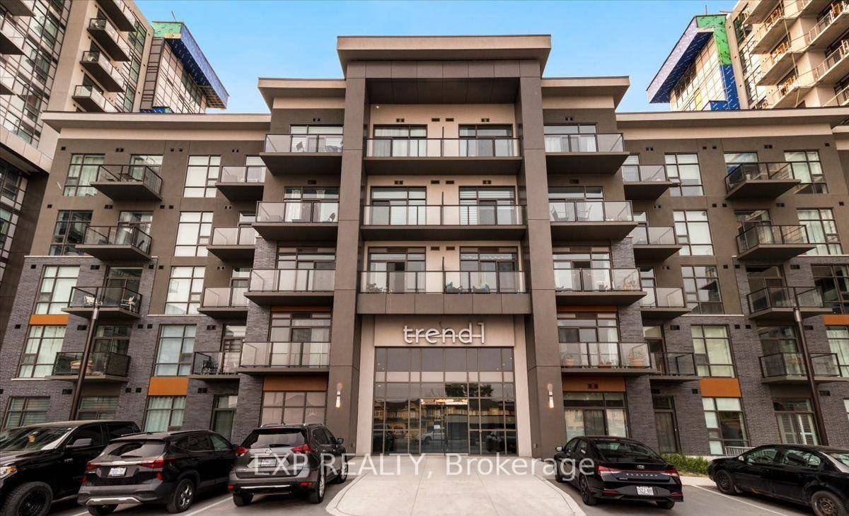 Gorgeous 1 bed 1 bath condo by award winning developer New Horizon Development Group.
