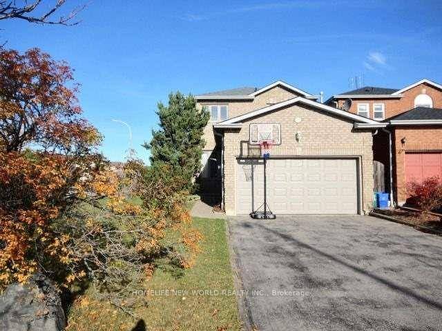 Beautiful Well Maintained Home On A Corner Lot In Desirable Family Friendly Neighbourhood !