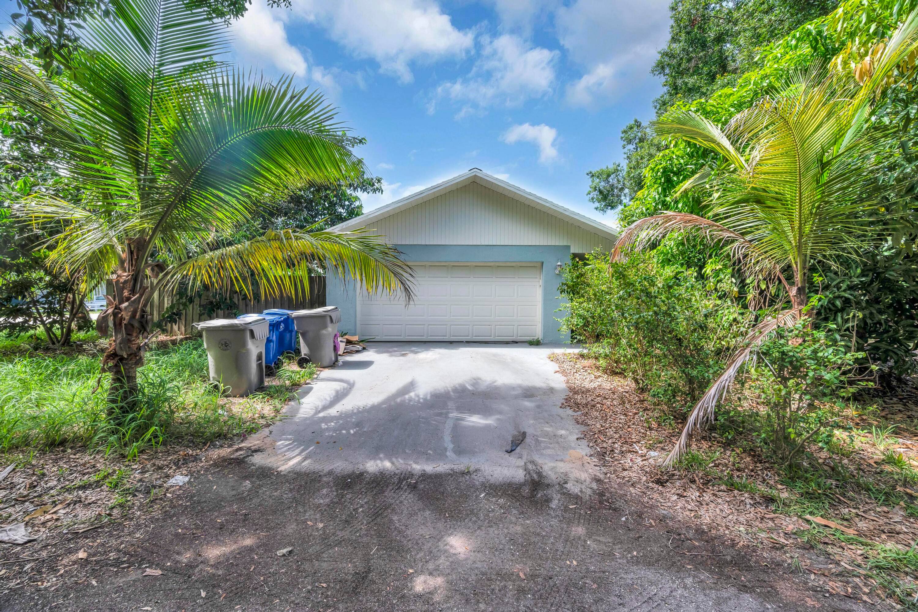 Beautifully updated home with no HOA !
