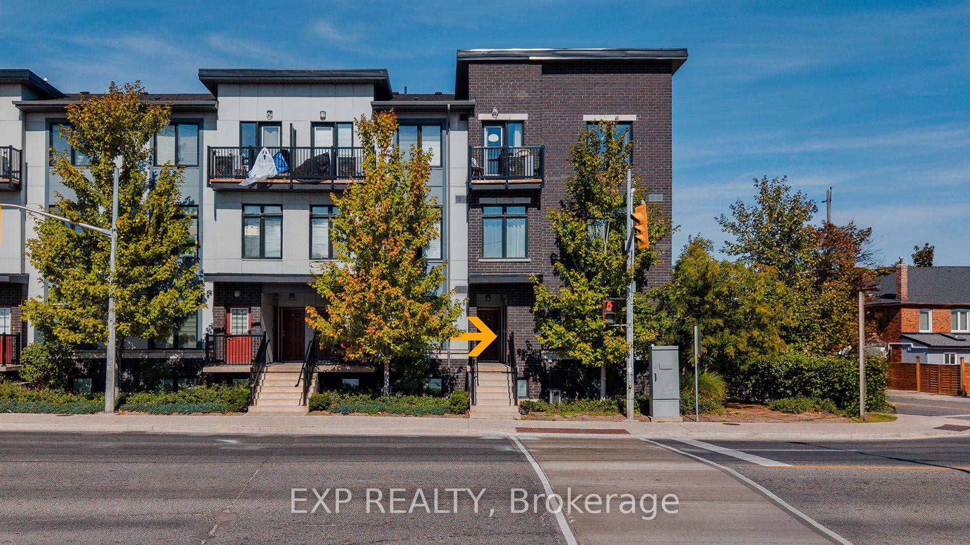 Welcome to The Loop Urban Towns, a stunning 2 bedroom, 1 bath modern townhome in Toronto's vibrant Keelesdale Eglinton West community.