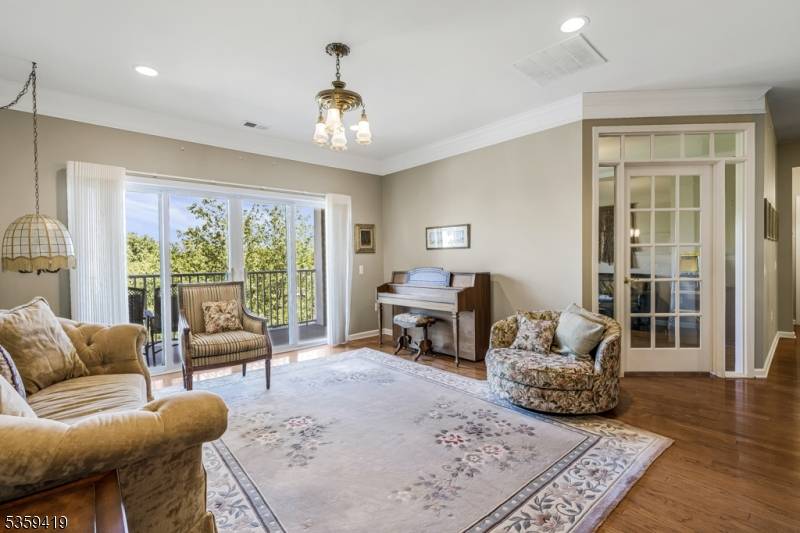 Exceptional, TOP FLOOR END UNIT 2 bedroom, 2 full bath condo located in the 55 gated community known as SOMERSET RUN.