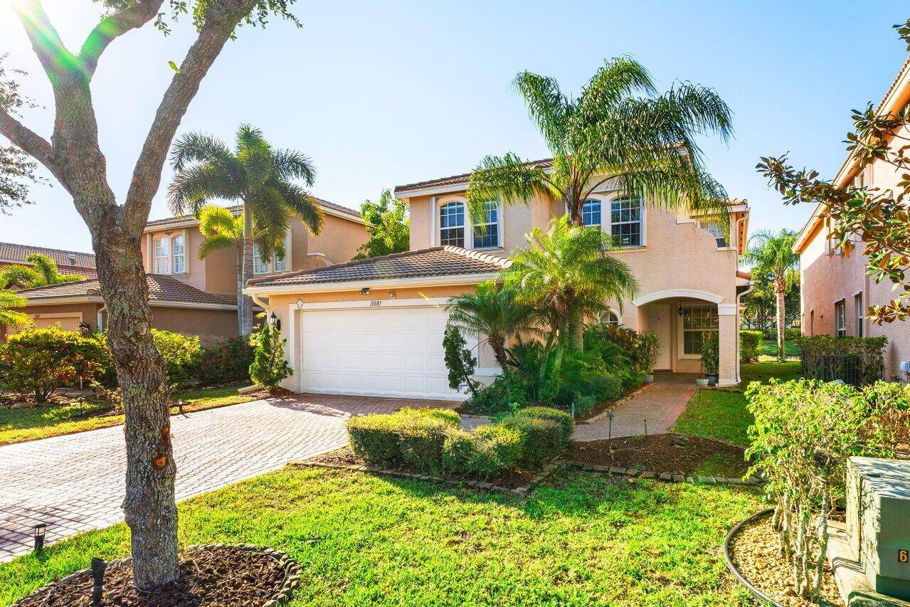 Beautiful 5 Bedroom Lakefront Home in Canyon Springs.