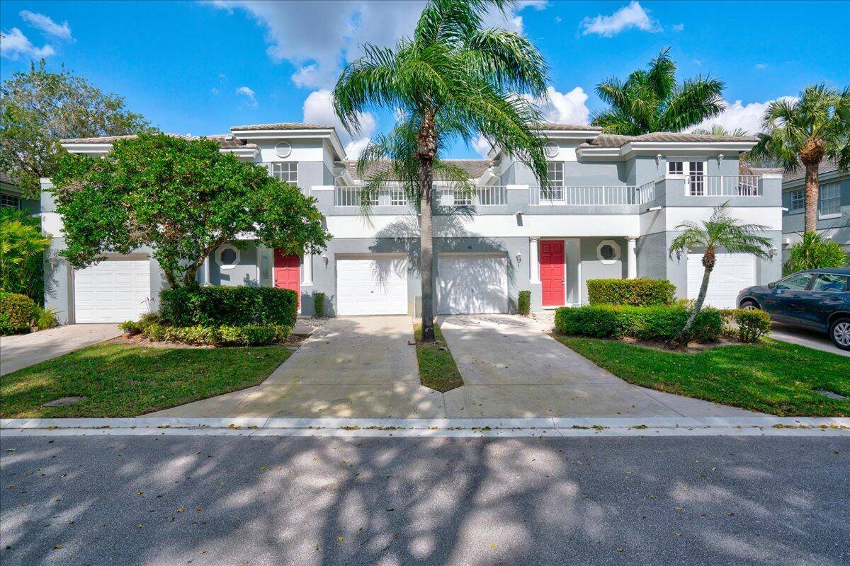 Discover this delightful 2 bedroom, 2 bathroom condo, perfectly situated in the Andover community of Wycliffe Golf Country Club.