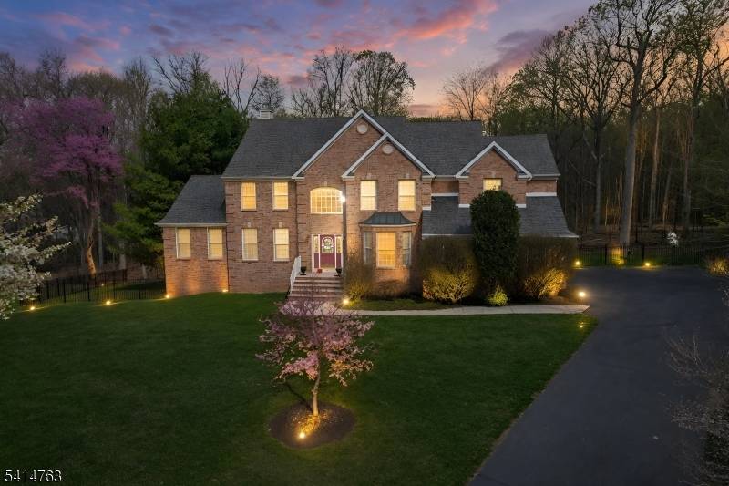 Located at the end of a quiet cul de sac in the sought after Top of the World neighborhood, this beautiful home offers a rare combination of privacy, scenic surroundings, ...