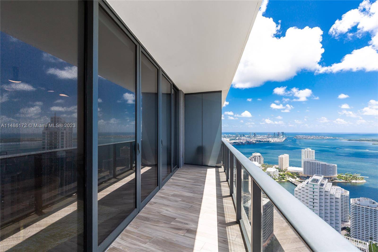 This 1 bedroom plus DEN 2 bath with vaulted ceilings offers top of the line appliances, finished closet, shades in the living areas plus enjoy hotel services such as in ...
