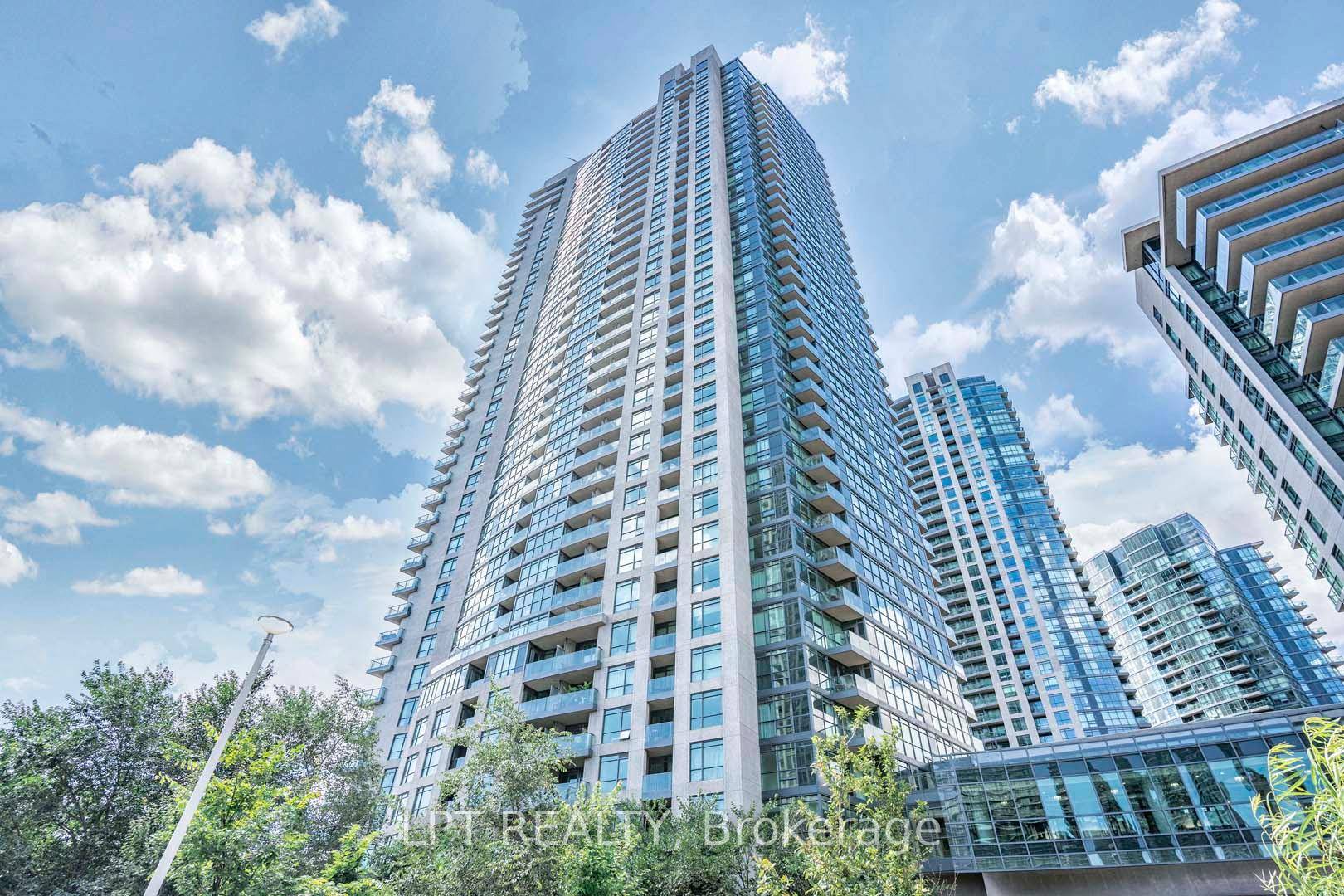 Great Deal For Sale. Gorgeous Renovated 1 Bedroom With Den Unit With Parking amp ; Locker.