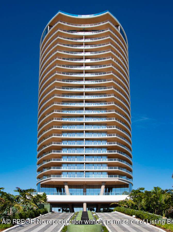 One of a kind custom floor plan, move in ready 3 bedroom, 31 2 bath residence in this 41 unit boutique, luxury waterfront building.