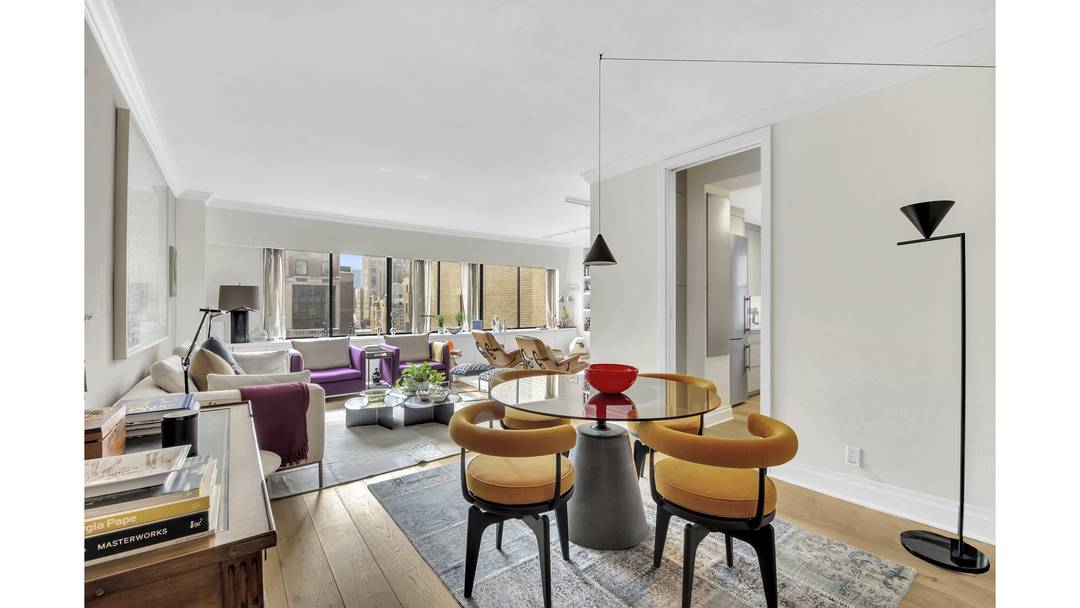 HIGH FLOOR PARK AVENUE LUXURY SUN FILLED 2BR 2.