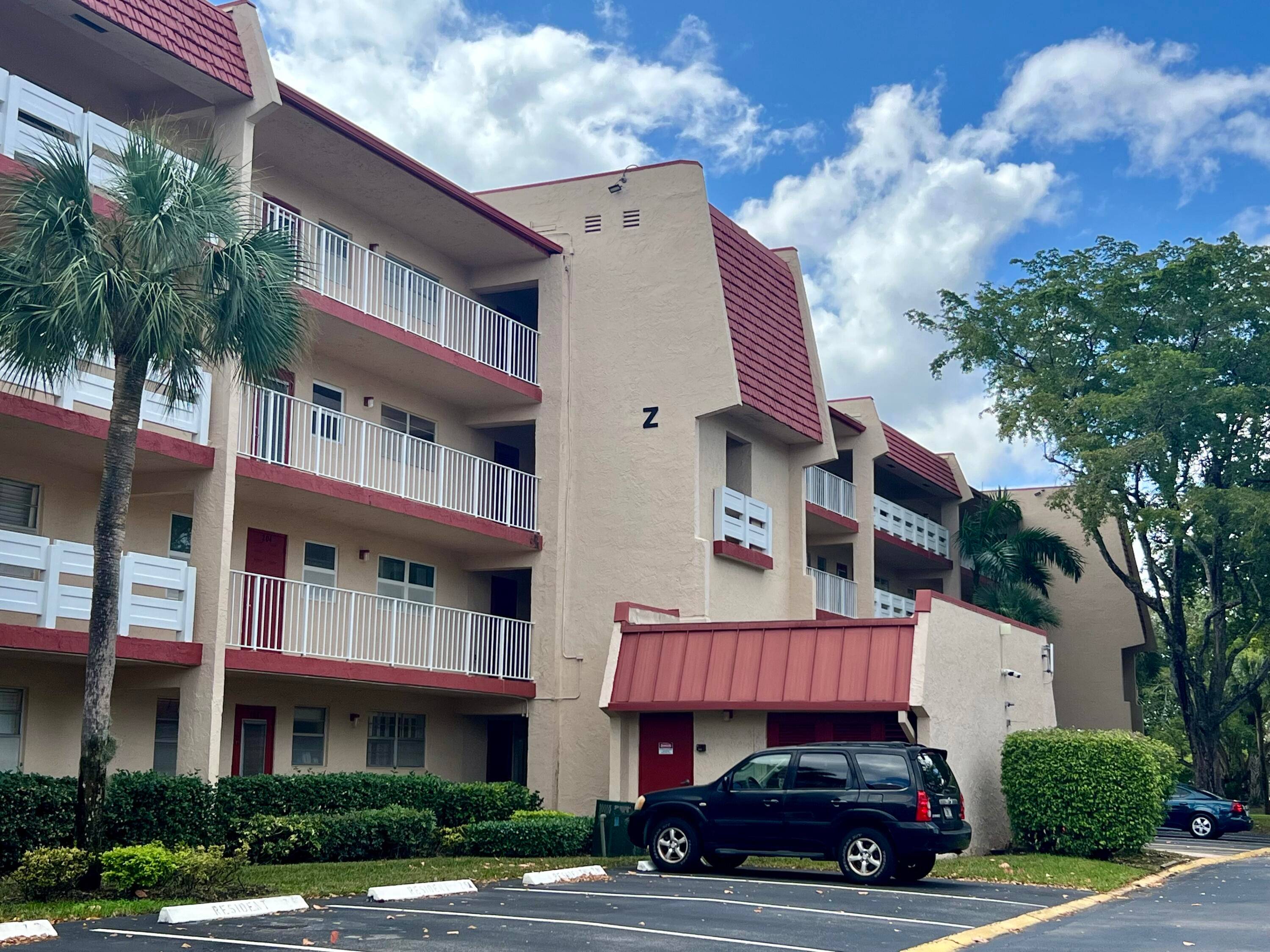 Welcome to your perfect escape in sunny Margate, FL !