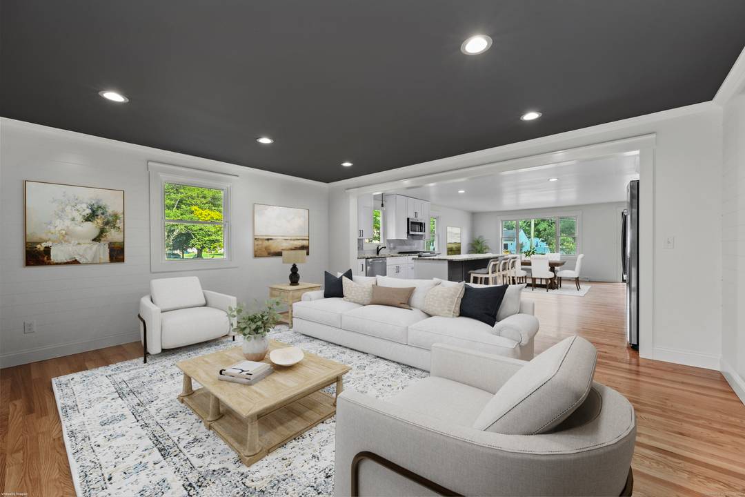 MOVE IN READY ! ! STYLISH TOP TO BOTTOM REMODEL !