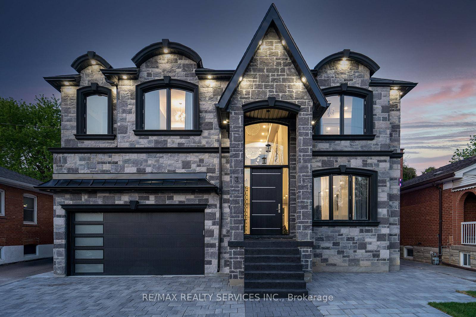 Custom Built Showstopper 23 Foot Grand Entrance As Soon As You Walk In To This Beautiful Open Concept Modern Custom Built Home With Double Garage amp ; Private In Ground ...