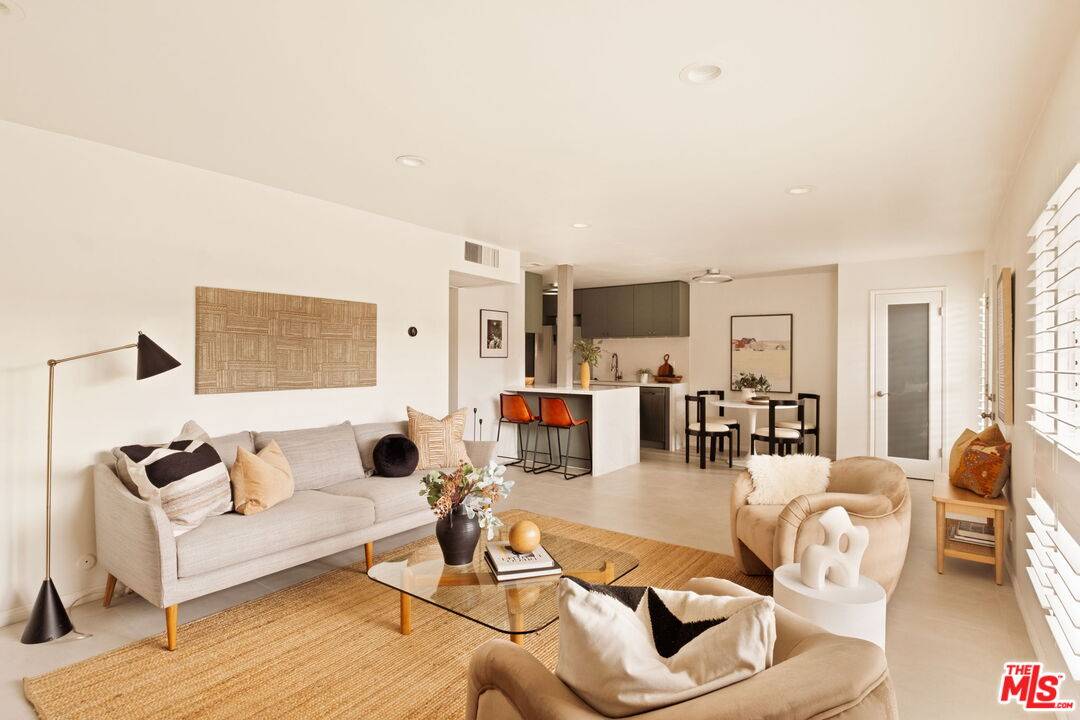 970 Palm Ave 2.0 Sunset Strip LA