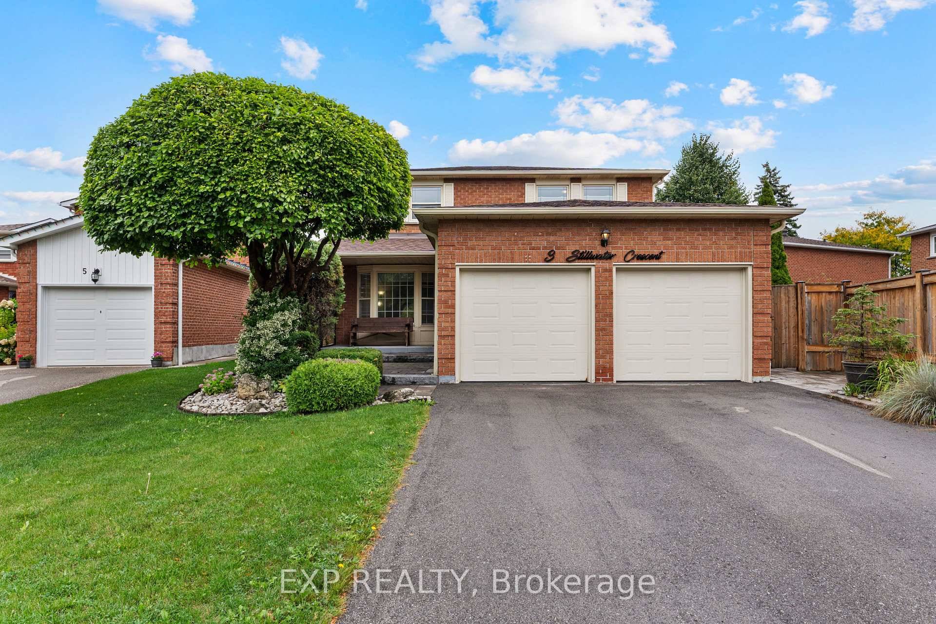 Beautiful 3 bedroom, 4 bathroom detached home in the desirable Brampton West community, featuring hardwood flooring on the main floor, large windows throughout, and a bright living room with charming ...