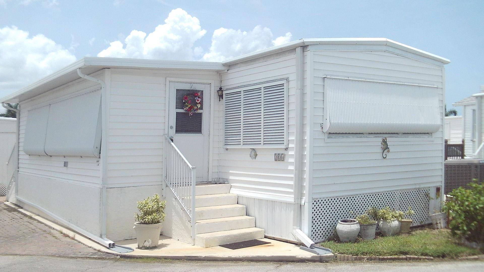 This is a nice price for a 27 share unit at Briny on the West side of A1A.