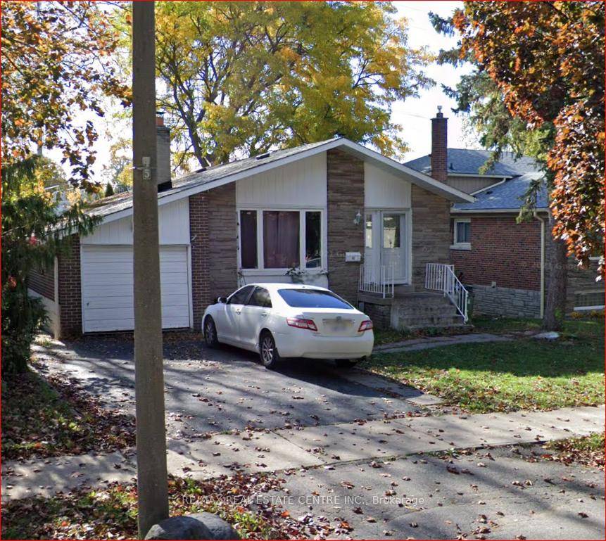 Beautiful Property In A High Demand Area Of North York Neighborhood, Close To Seneca College, Hillmount Public amp ; A.