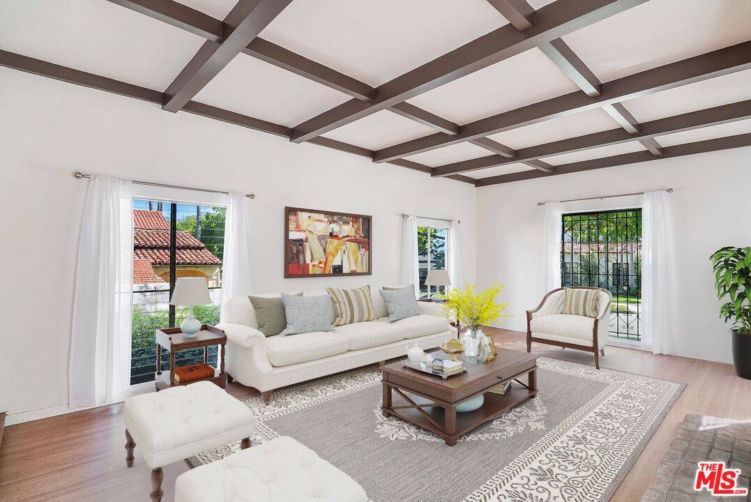 439 El Camino Dr 4BR Beverly Hills La